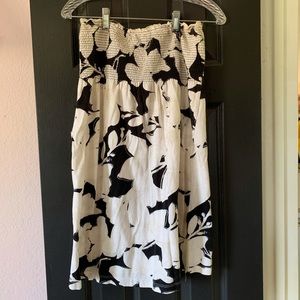 Old Navy strapless dress.